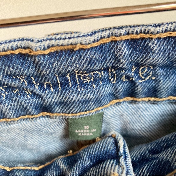 Wild Fable Button Down Distressed Crop Jeans 10 - Picture 5 of 6